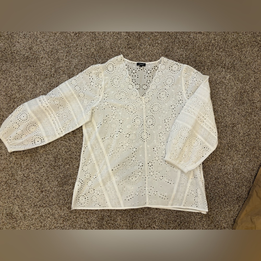 Unworn Tolani eyelet (lace) white shirt, v-neck - XL